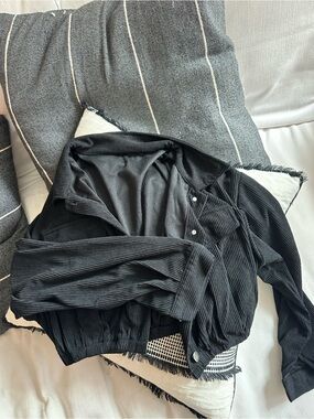 HALARA Black Corduroy Cropped Jacket